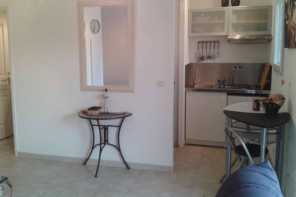 Foto 7 von 17: Schönes Studio, ruhig, nur 2 Minuten von der Marina von St Florent.