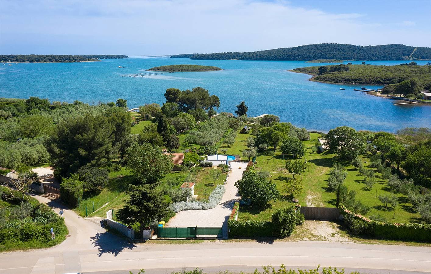 Gemütliche Ferienwohnung mit Pool, WLAN und 1,5 km zum Strand 1