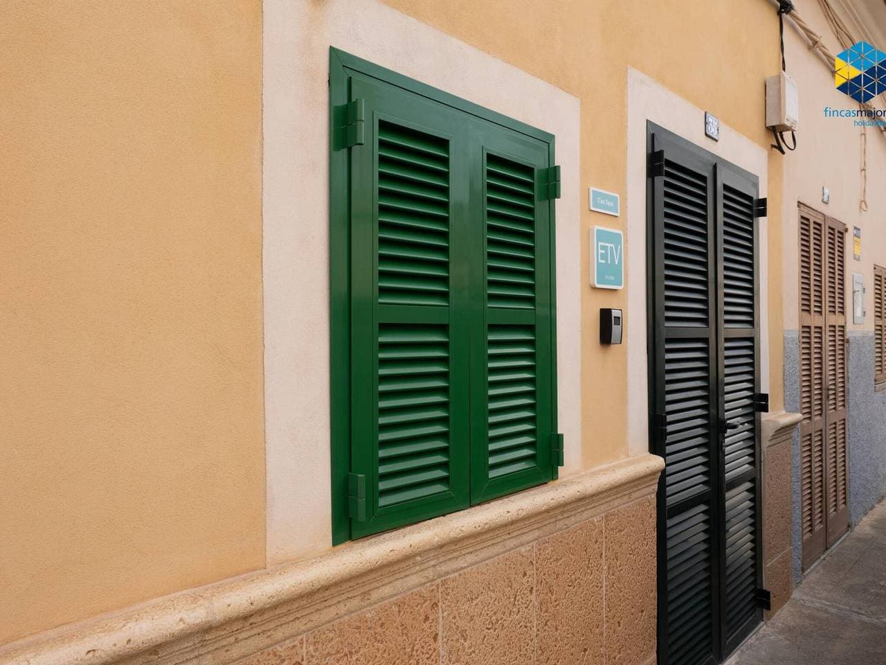 Gemütliches Ferienhaus in Porto Cristo, 500m vom Strand, mit Dachterrasse und Kinderbereich 1