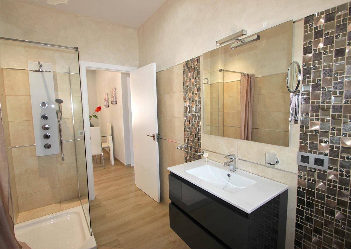 Foto 13 von 14: Großer Privatpool, neu und modern, kompletter Sichtschutz - Casa Manoli -