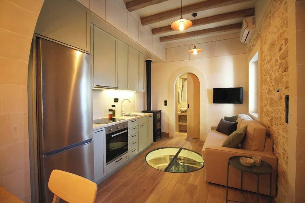 Villa Pefka just a few km from city centre 1