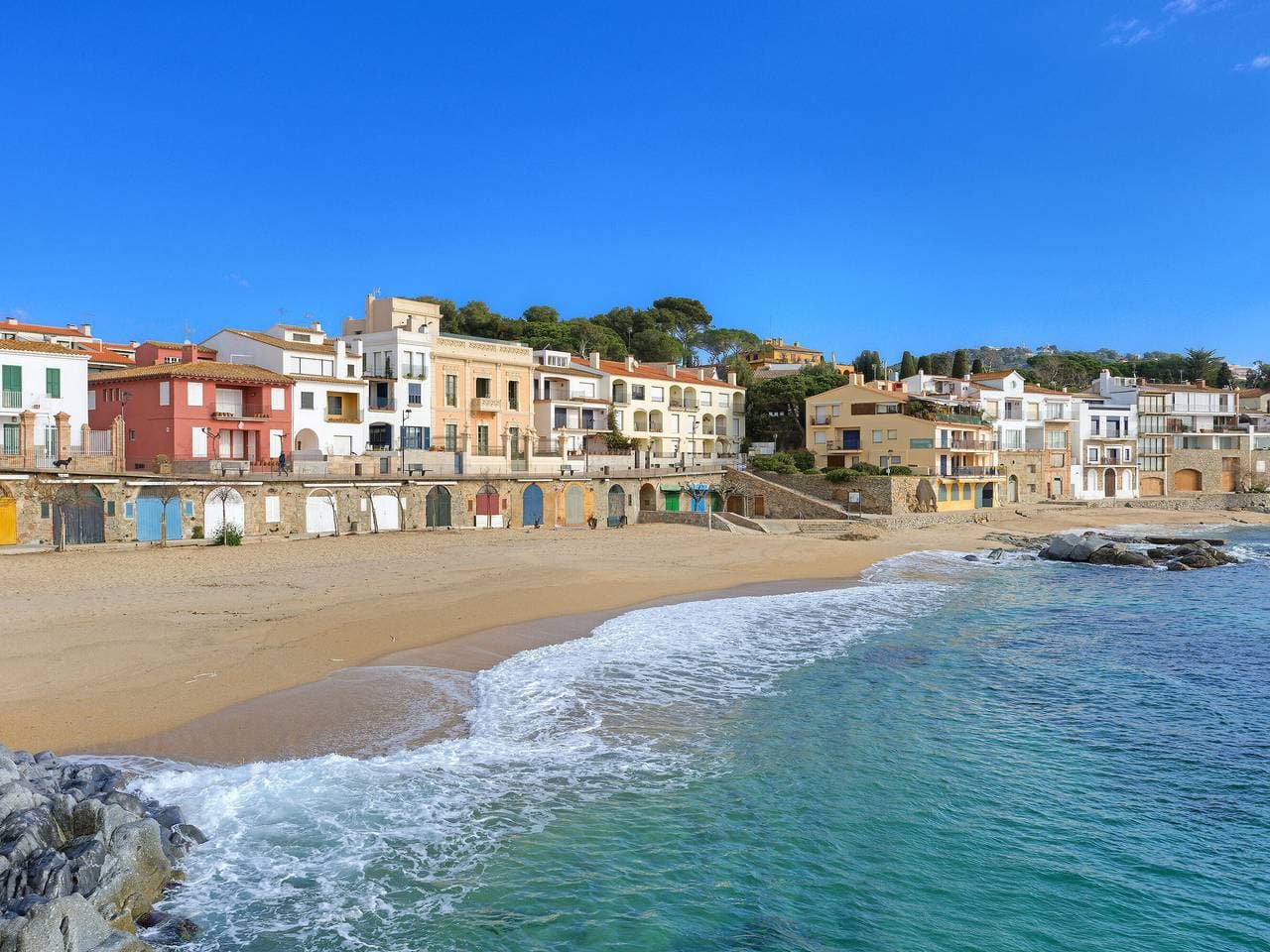 Foto 2 von 21: Geräumige Wohnung in Strandnähe mit Terrasse, Parkplatz und WLAN – Calella de Palafrugell