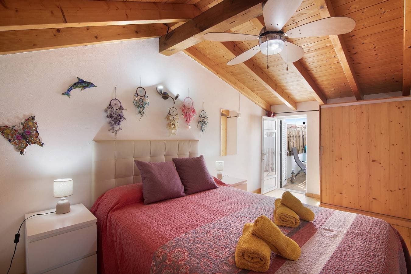 Foto 7 von 18: Ferienhaus 'Ana Townhouse' mit privater Terrasse, WLAN und Klimaanlage