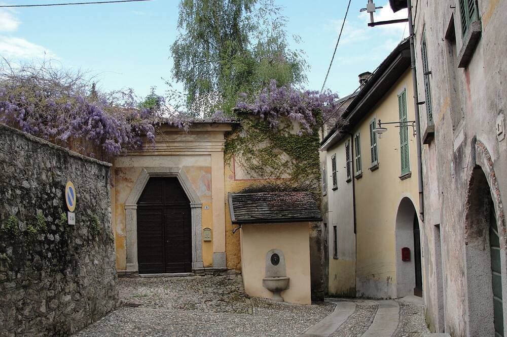 Foto 9 von 23: Lago d'orta wohnsitz des späten neunzehnten jahrhunderts