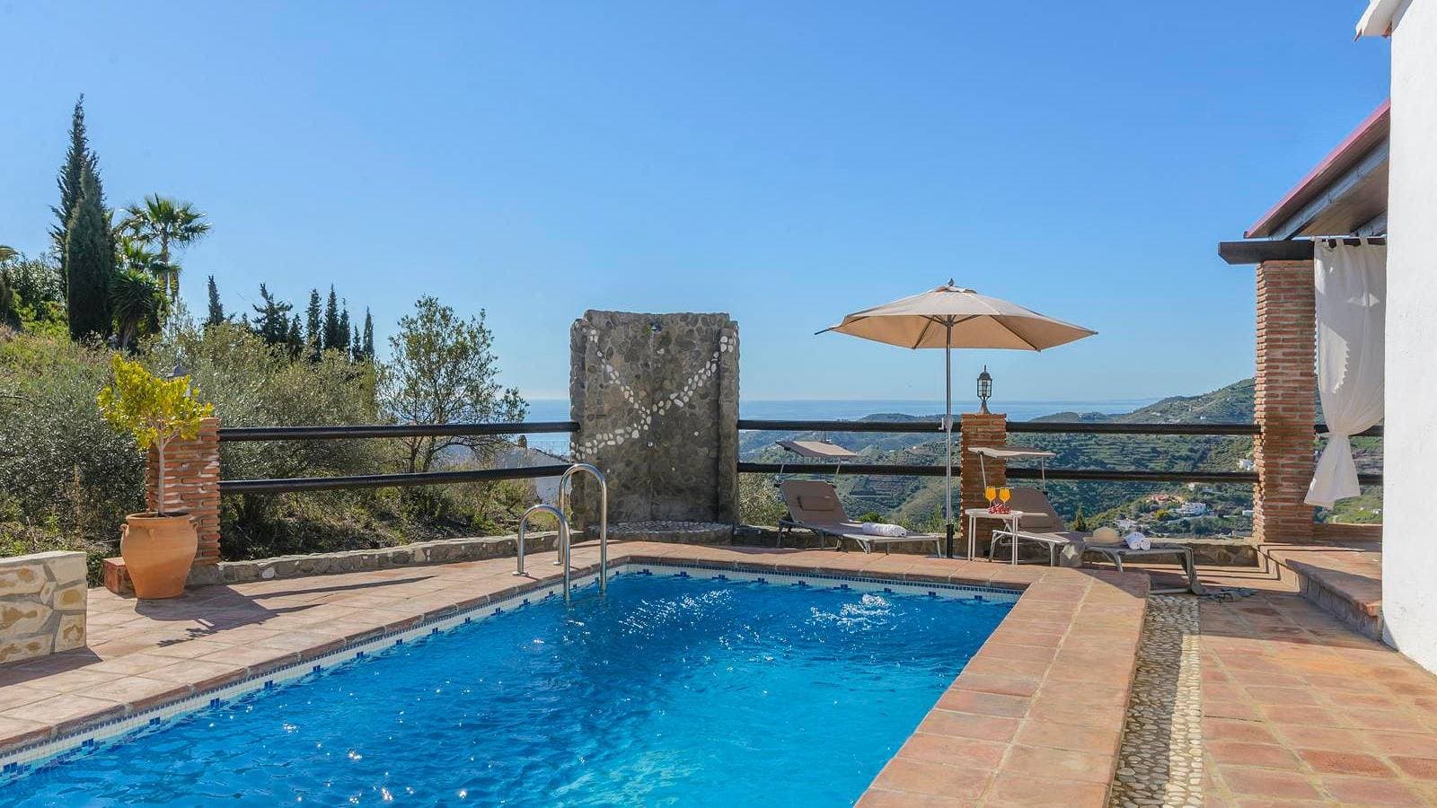 Foto 2 von 37: Villa Vargas Torrox by Ruralidays