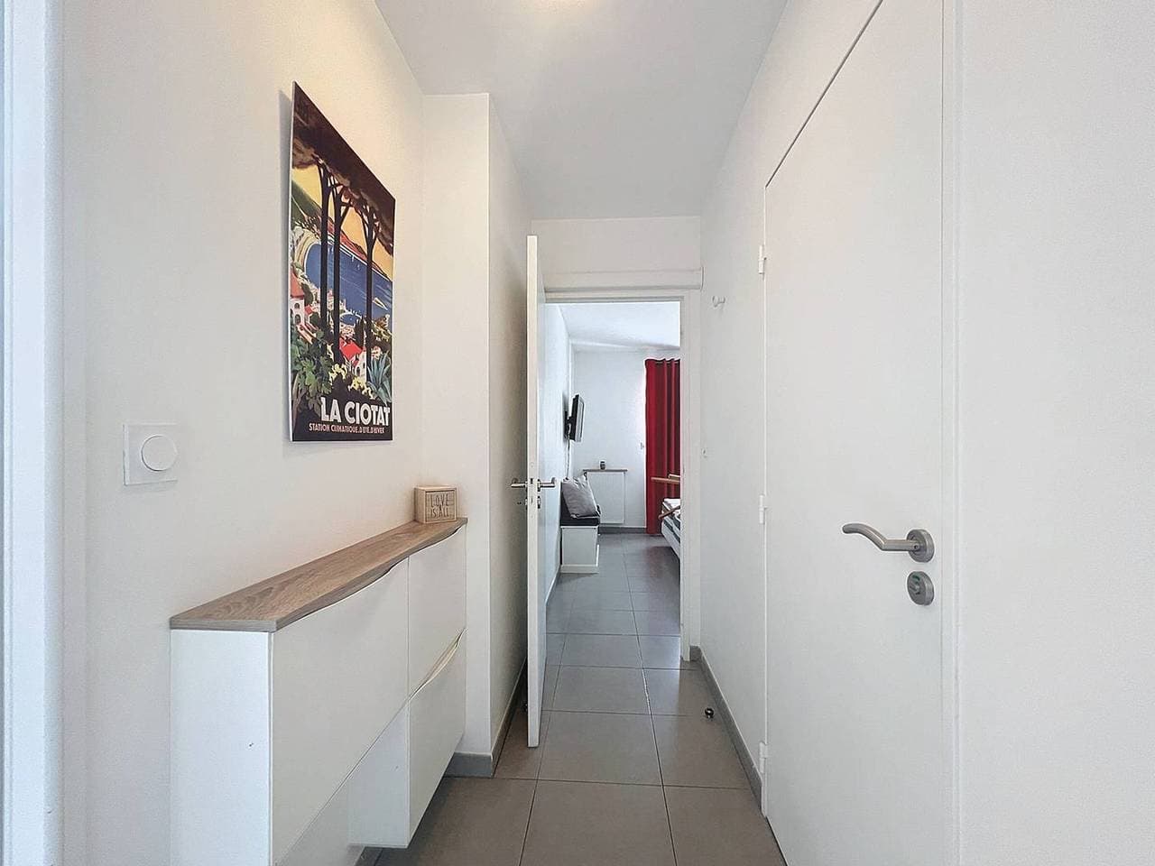 Foto 13 von 24: Modernes T2 mit Terrasse, Klimaanlage und Parkplatz in La Ciotat