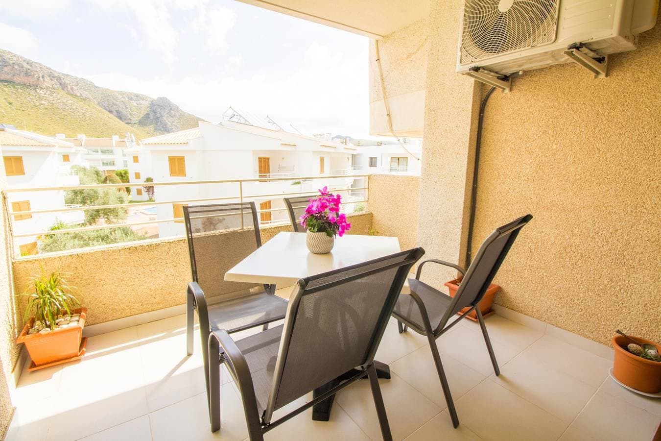 Foto 2 von 20: Schöne renovierte Wohnung mit WLAN und Klimaanlage