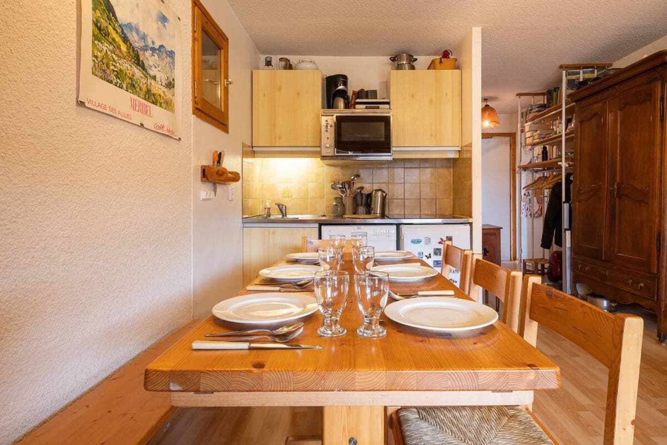 Foto 3 von 22: Ferienwohnung für 8 Personen mit Balkon
