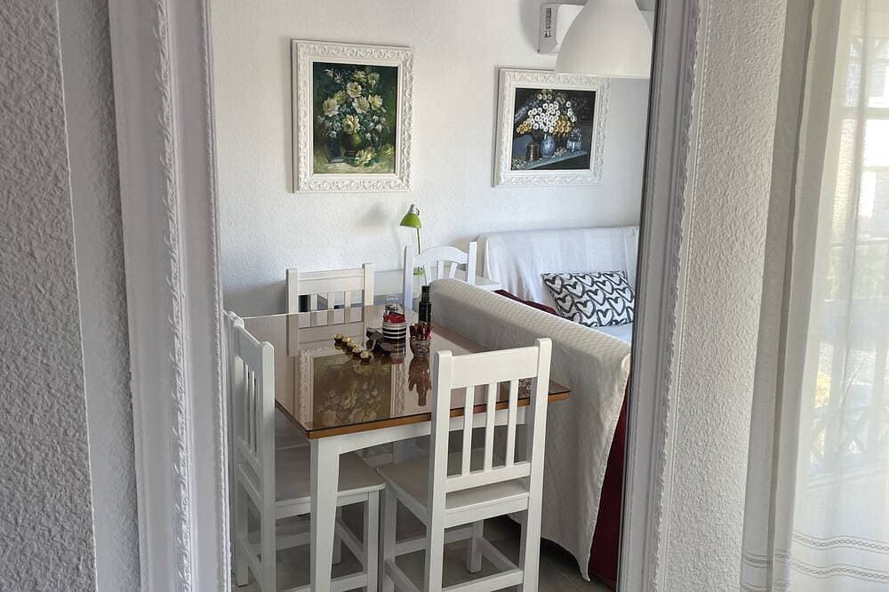Foto 10 von 30: Sunny Torremolinos apartment, two bedrooms, 300 m from La Carihuela beach