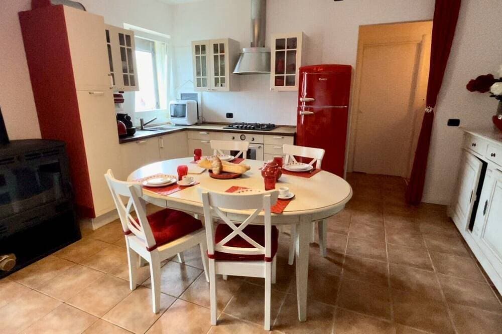 Foto 8 von 20: Wunderschönes Ferienhaus am Comer See | 3 Schlafzimmer | 6 Personen