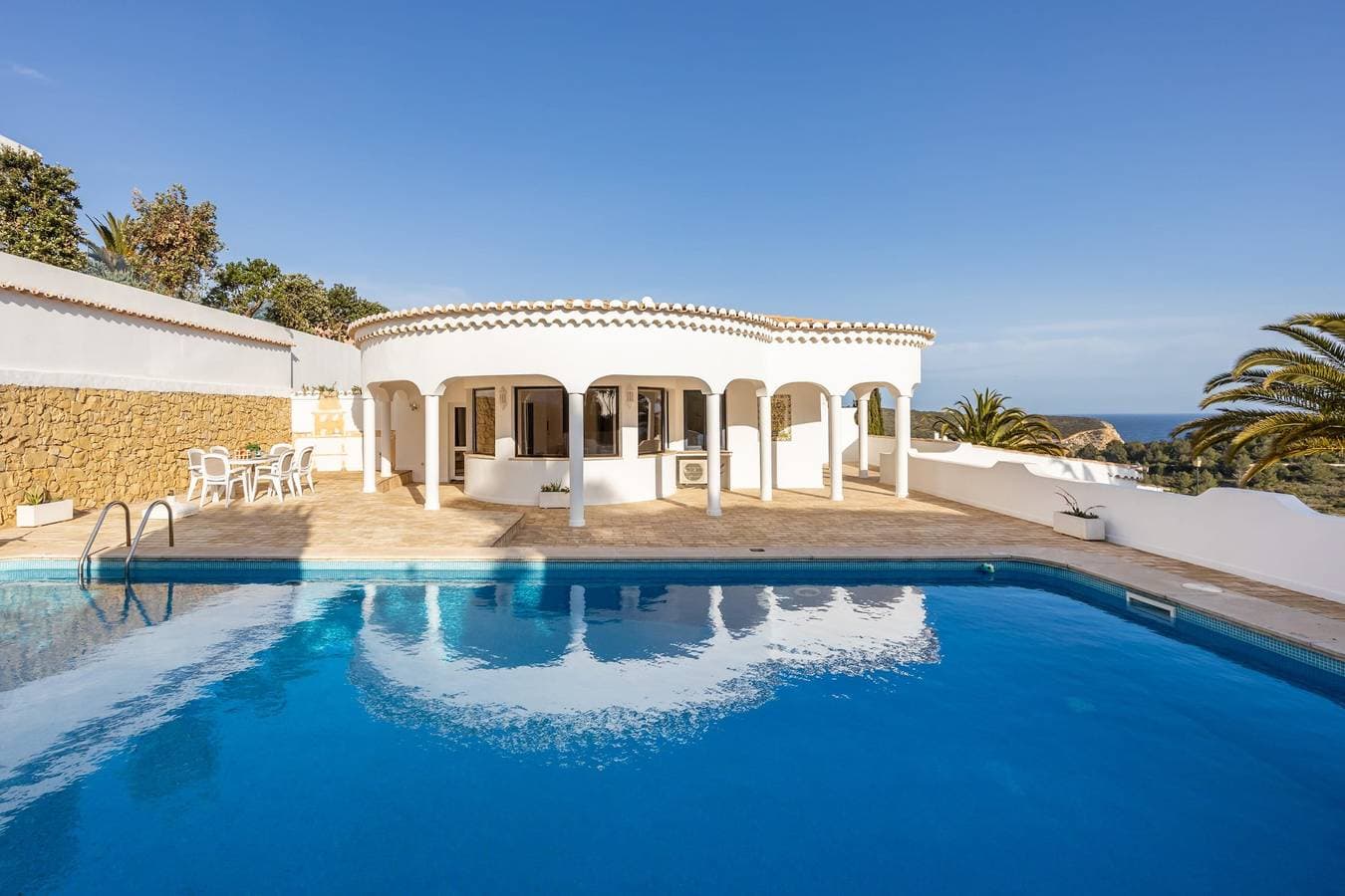 Foto 2 von 26: Fortaleza sea view Villa Miramar - two-bed apartment with private pool