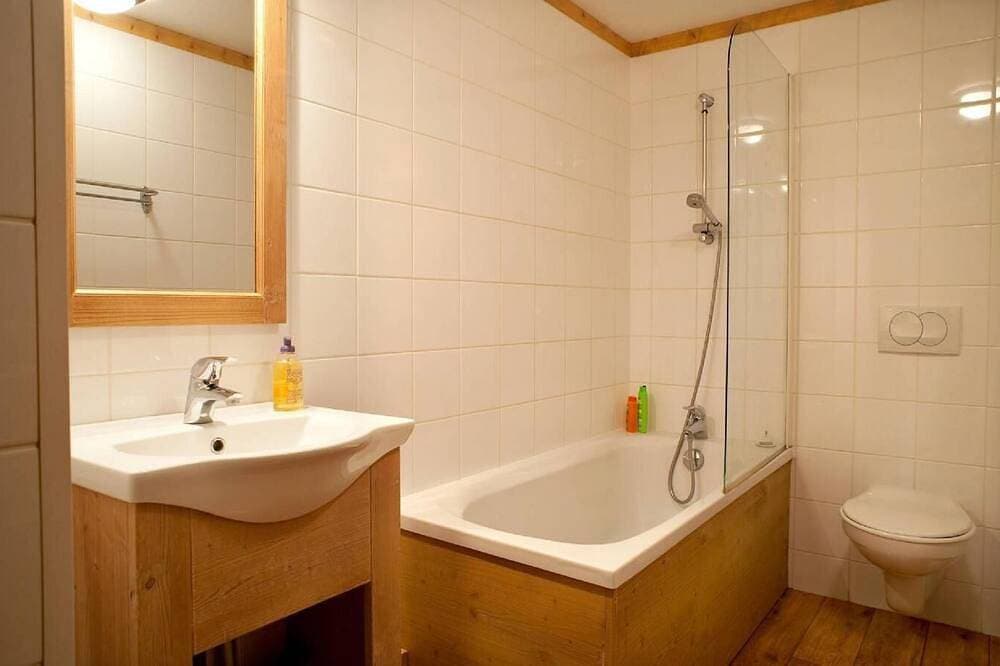 Foto 8 von 30: Wifi, bis 300m skipiste, Erdgeschoss, schwimmbad, sauna, terrasse, balkon, parkmöglichkeiten