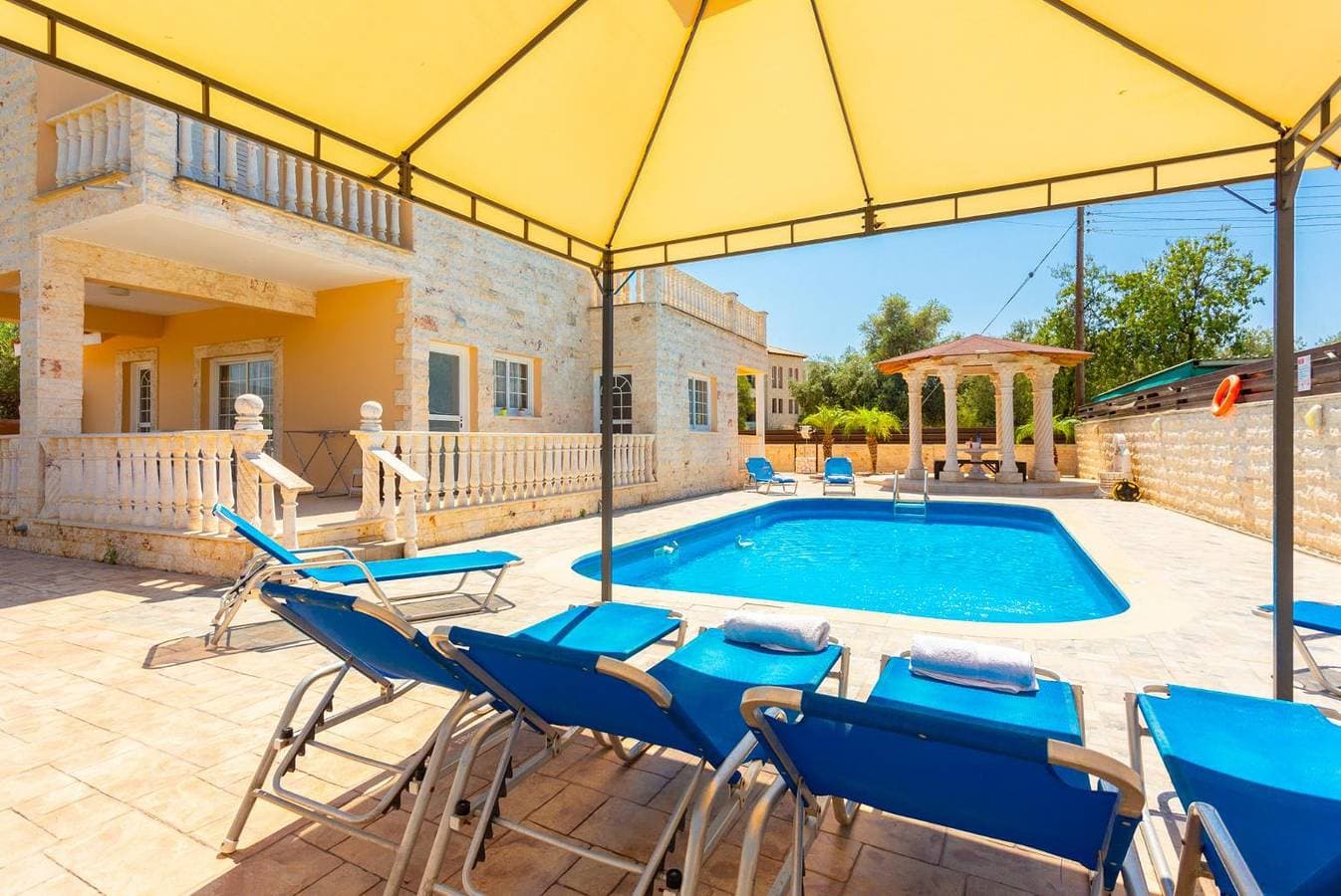 Foto 8 von 28: Villa für 7 Personen mit Garten