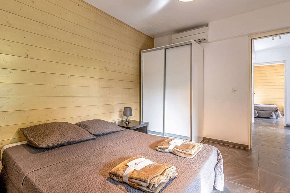 Foto 3 von 30: Schöne Wohnung für 6 Gäste mit Klimaanlage, Pool,  W-Lan, TV, Terrasse und Haustiere erlaubt