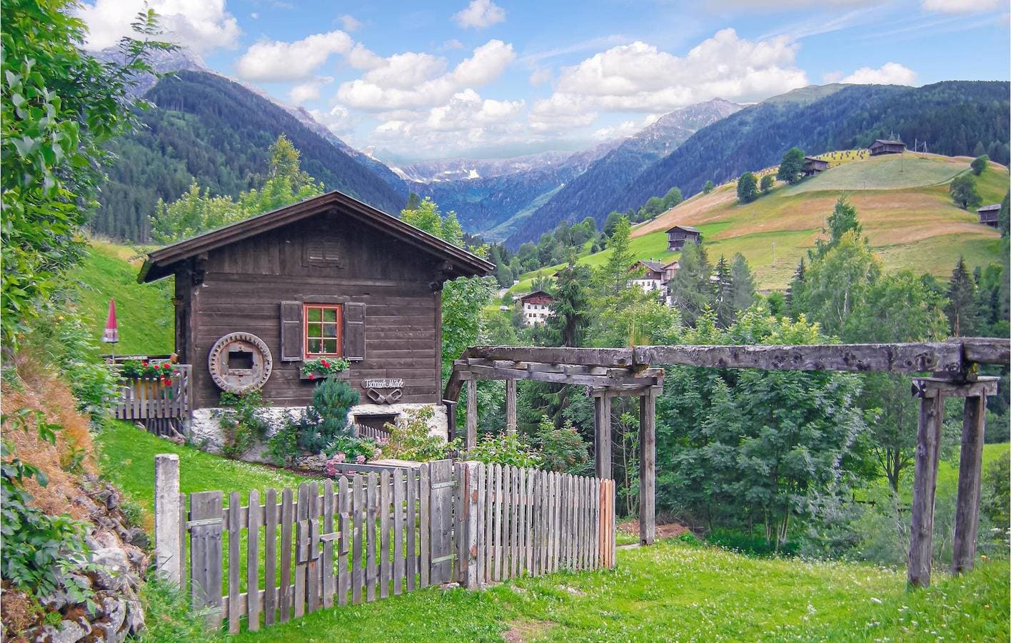 Familienwohnung mit Panoramablick in der Nähe des Flusses Gail – inklusive Parkplatz und Küche 1