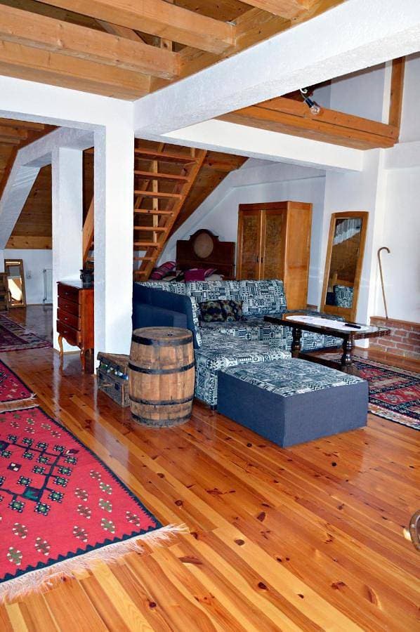 Foto 4 von 12: Apartment with Lake View
