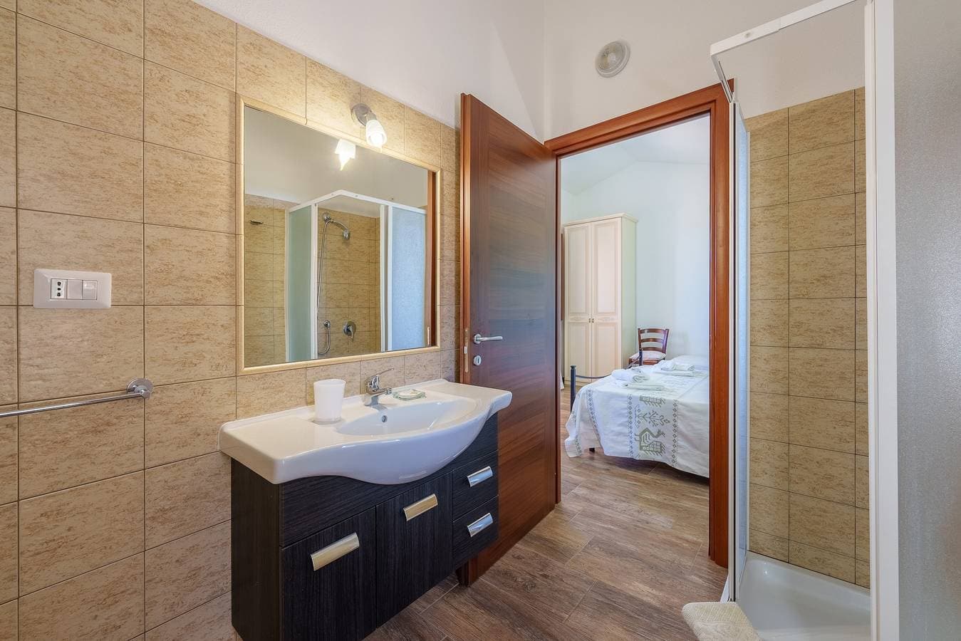 Foto 11 von 29: Ferienwohnung "Casa Mirto Con Piscina E Vista Mare" mit Meerblick, Gemeinschaftspool und WLAN