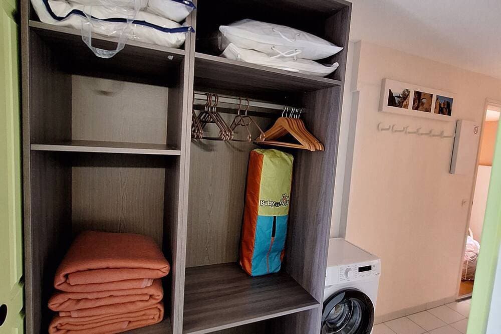 Foto 5 von 7: Apartment T2 sea view holiday village Cap Esterel