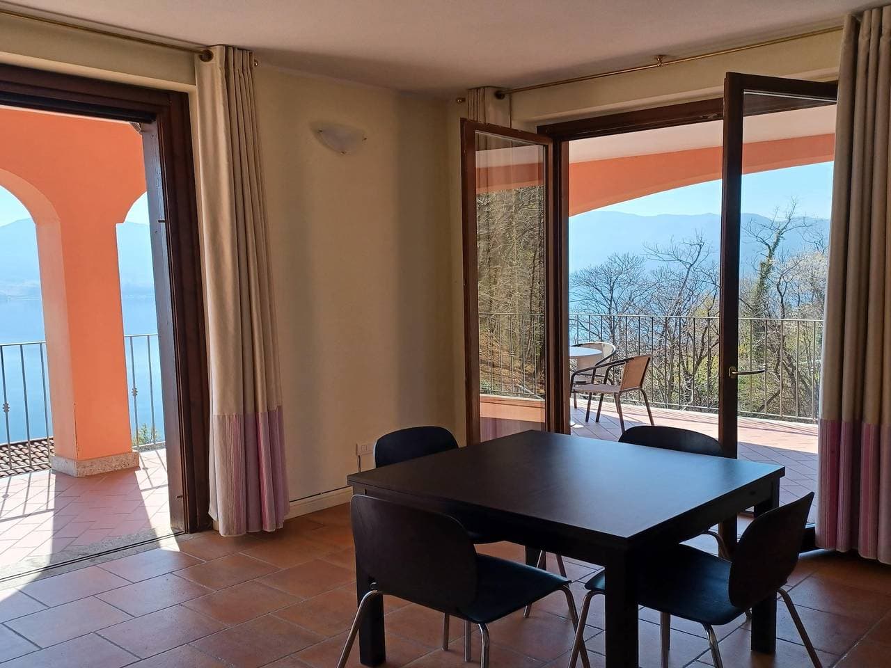 Foto 6 von 16: Wohnung in Oggebbio mit Blick auf den See