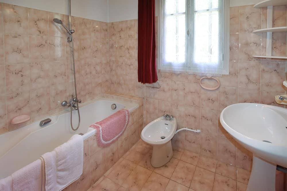 Foto 4 von 21: 2 bedroom lovely home in Moustiers-Sainte-Marie