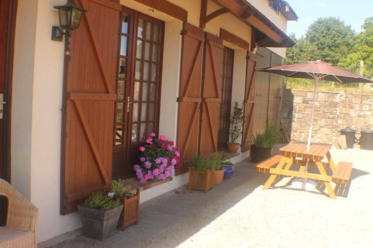 Foto 5 von 13: Three-Bedroom House