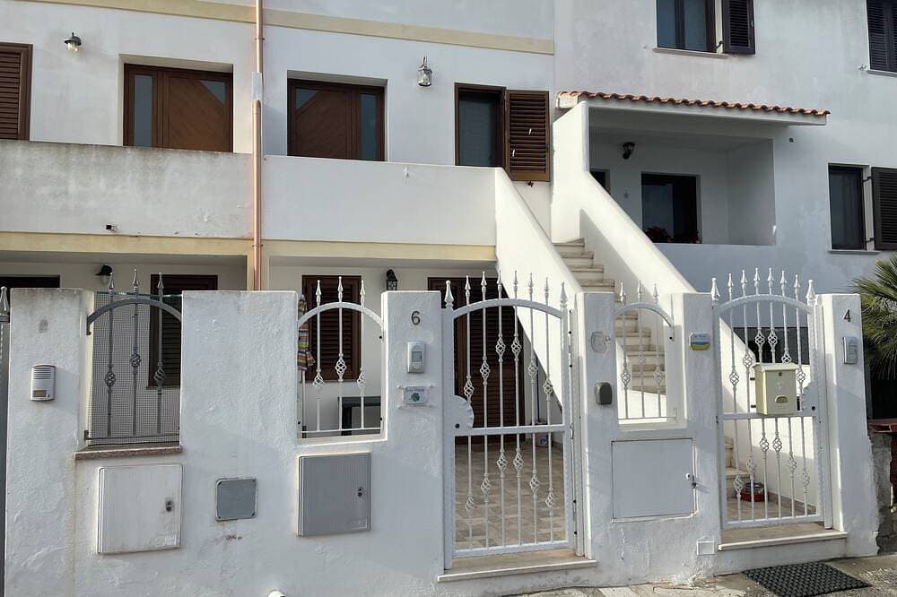 Foto 6 von 19: Baby House - Zweizimmerwohnung mit separatem Innenhof / Wohnung mit privatem Bereich<br>Iun