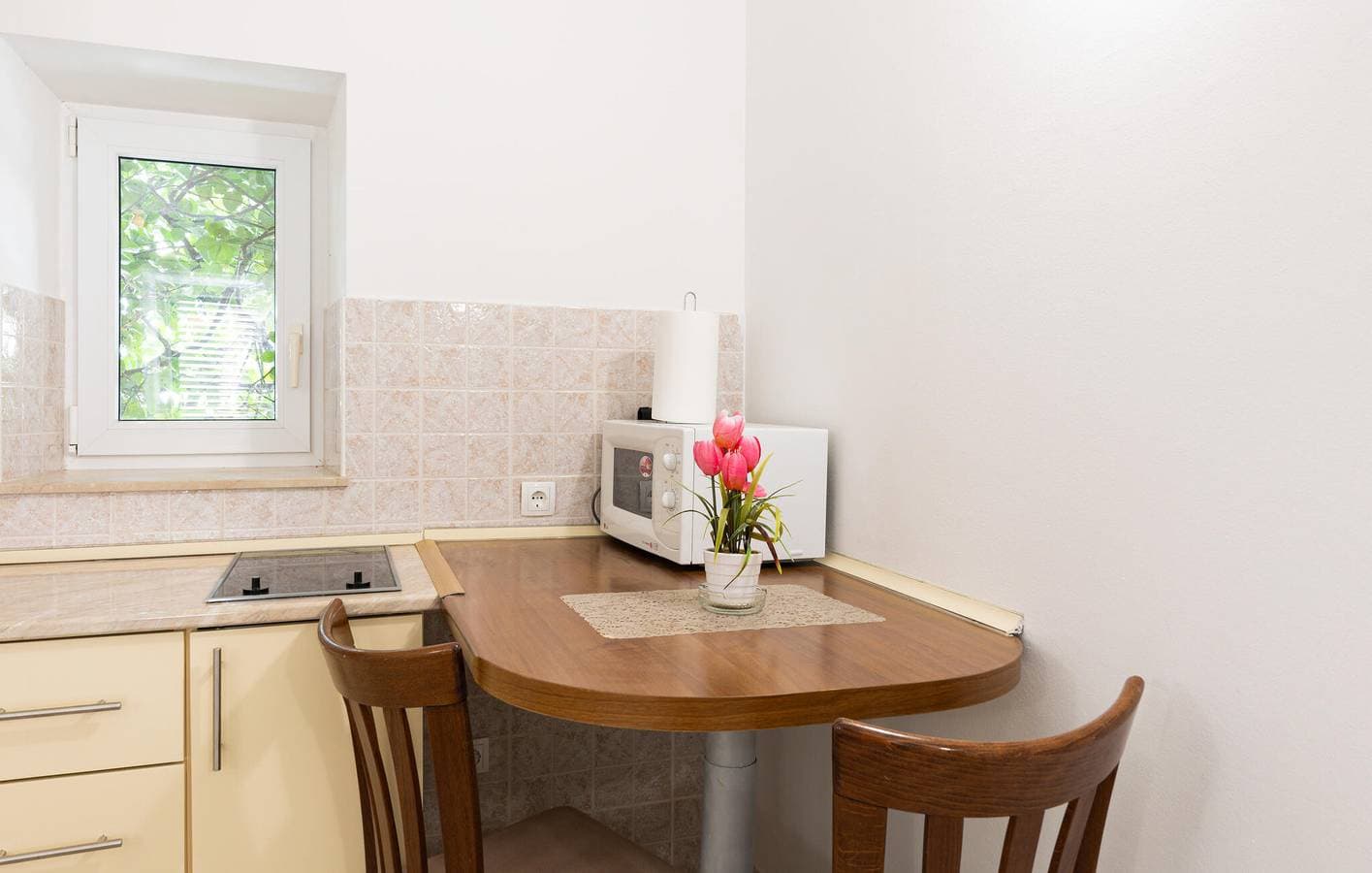 Foto 7 von 15: Gemütliche Ferienwohnung mit Meerblick, Terrasse, Parkplatz und Küche – 200 m vom Strand entfernt