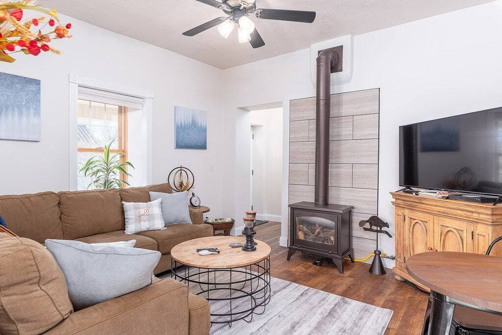 Foto 5 von 29: Charming 2-bedroom pioneer home near brian head ski resort and national parks in parowan, utah