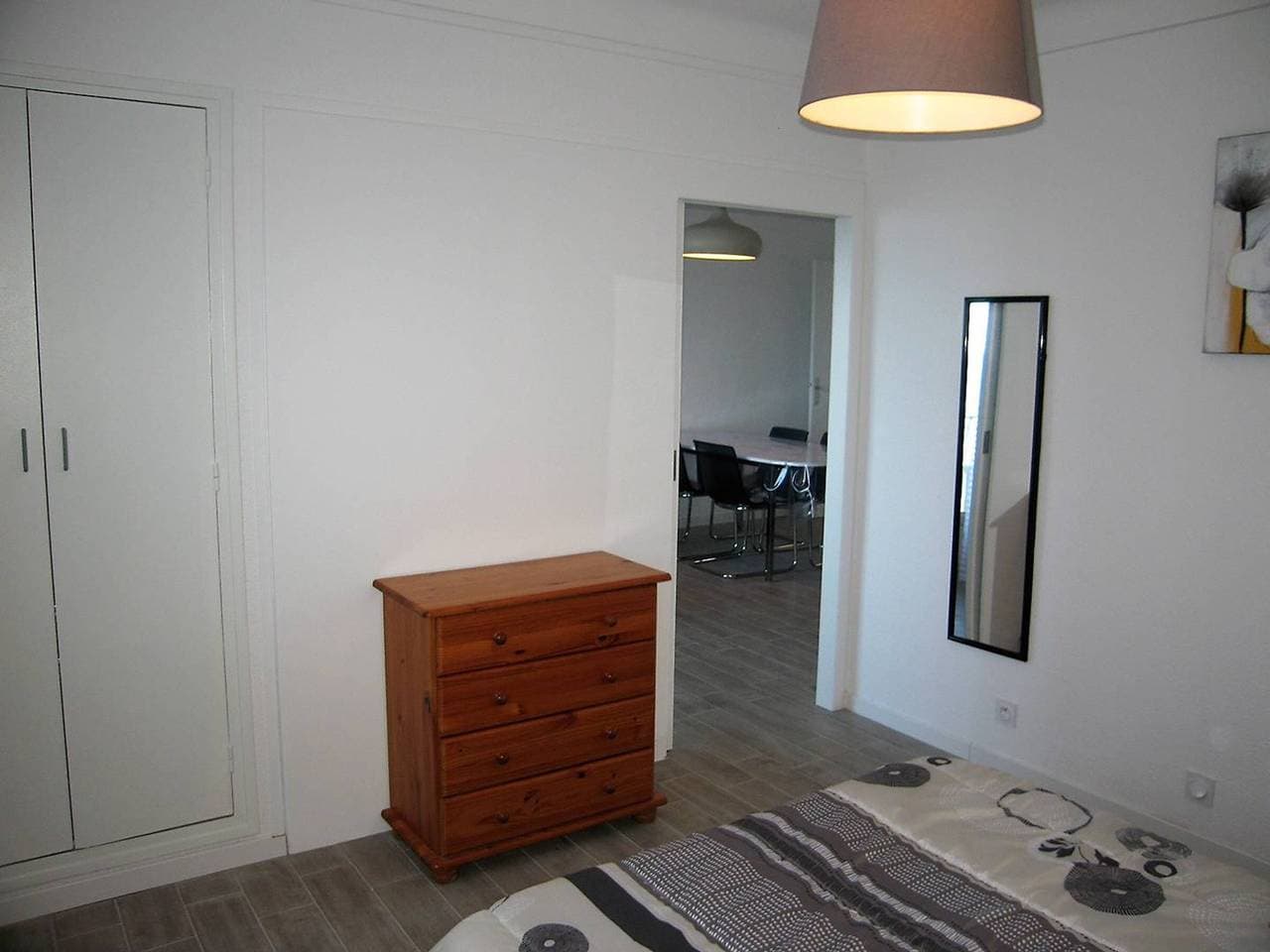 Foto 7 von 18: Renovierte 2-Zimmer-Wohnung, 4 Schlafplätze, Parkplatz, am Strand, Zentrum von Saint-Cyprien