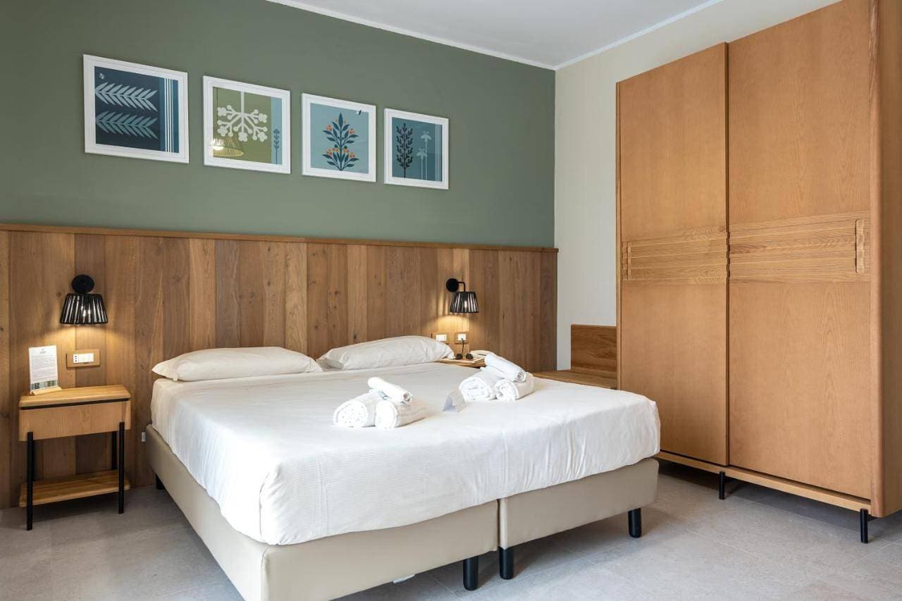 Foto 8 von 13: Superior Double or Twin Room with Pool View