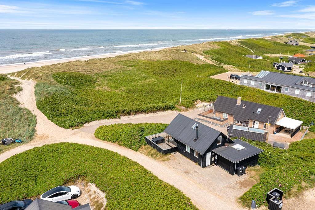 Helles Ferienhaus in bester Lage mit Sauna und Whirlpool 1