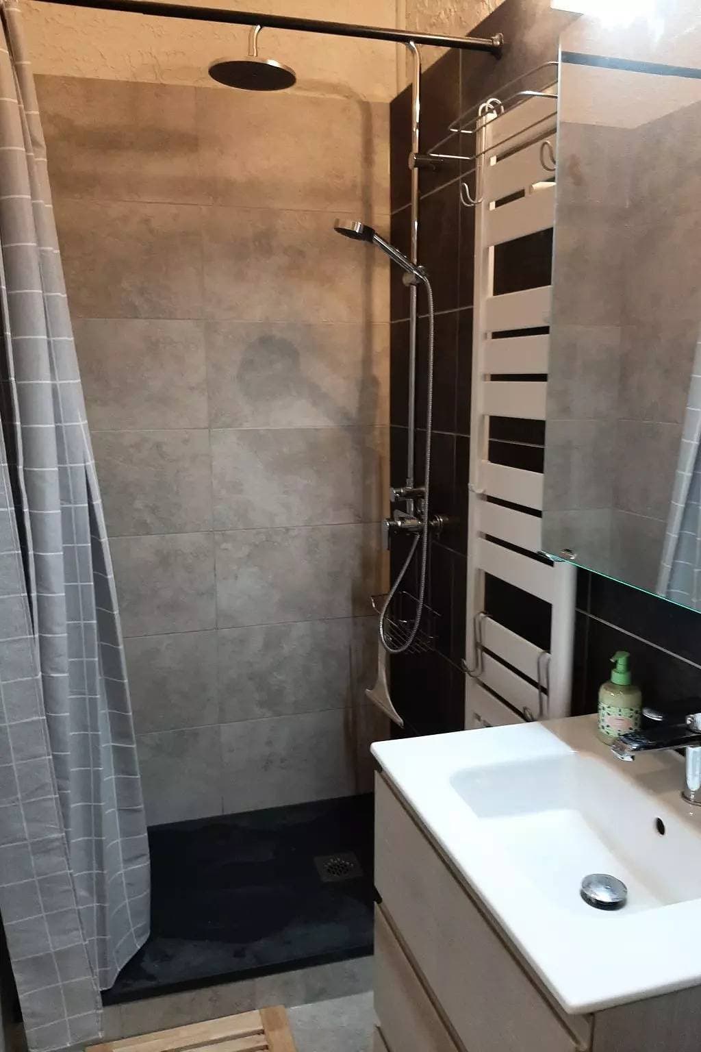 Foto 5 von 22: 4 Zimmer 6 Personen