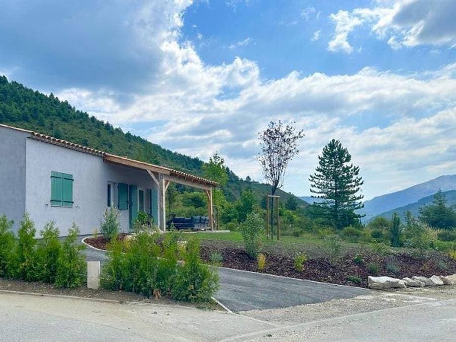 Foto 6 von 52: FranceComfort Domaine de Castellane - Villa 7 personen - Villa 7p. 1 Badezimmer