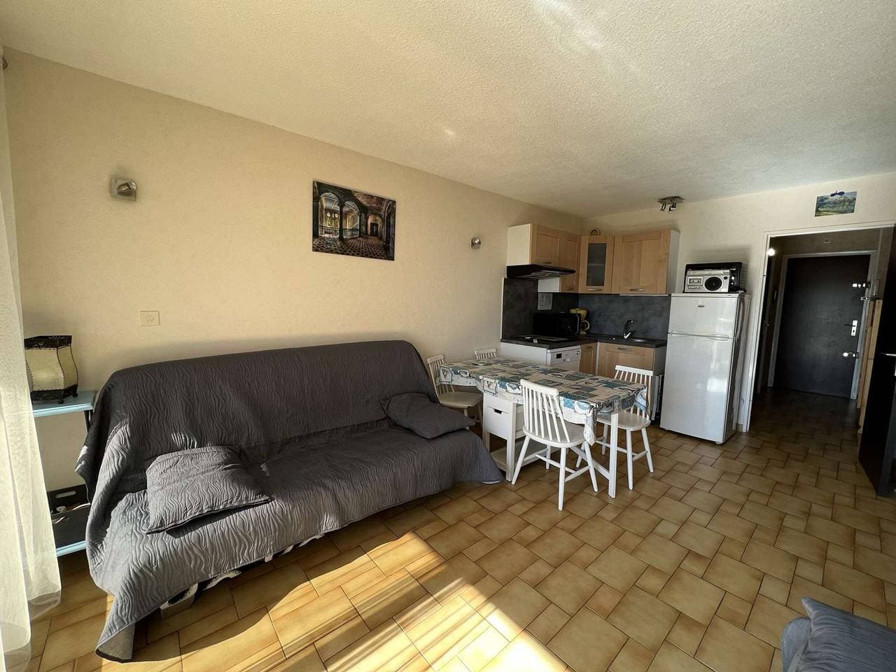 Foto 4 von 15: Studio mit Pool, Parkplatz, Klimaanlage und Haustiere erlaubt