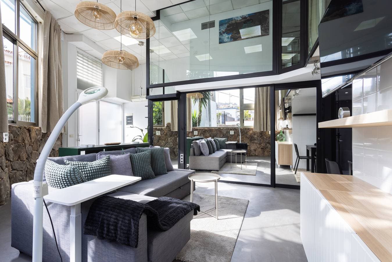 Loft Victoria Top OkStay 1