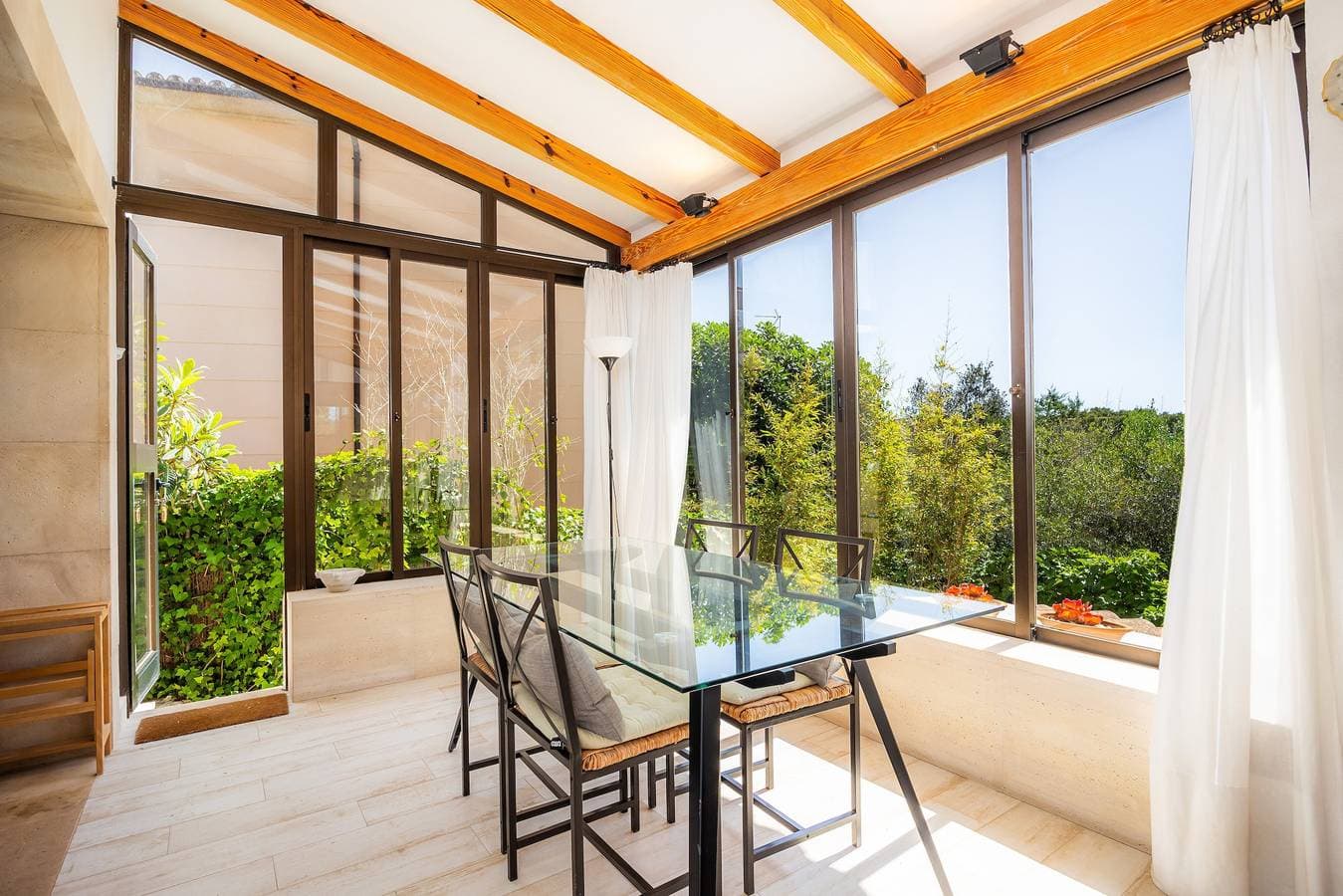 Foto 4 von 41: „Cel Pins“ Ferienhaus mit Apartment, privater Terrasse, WLAN und Klimaanlage
