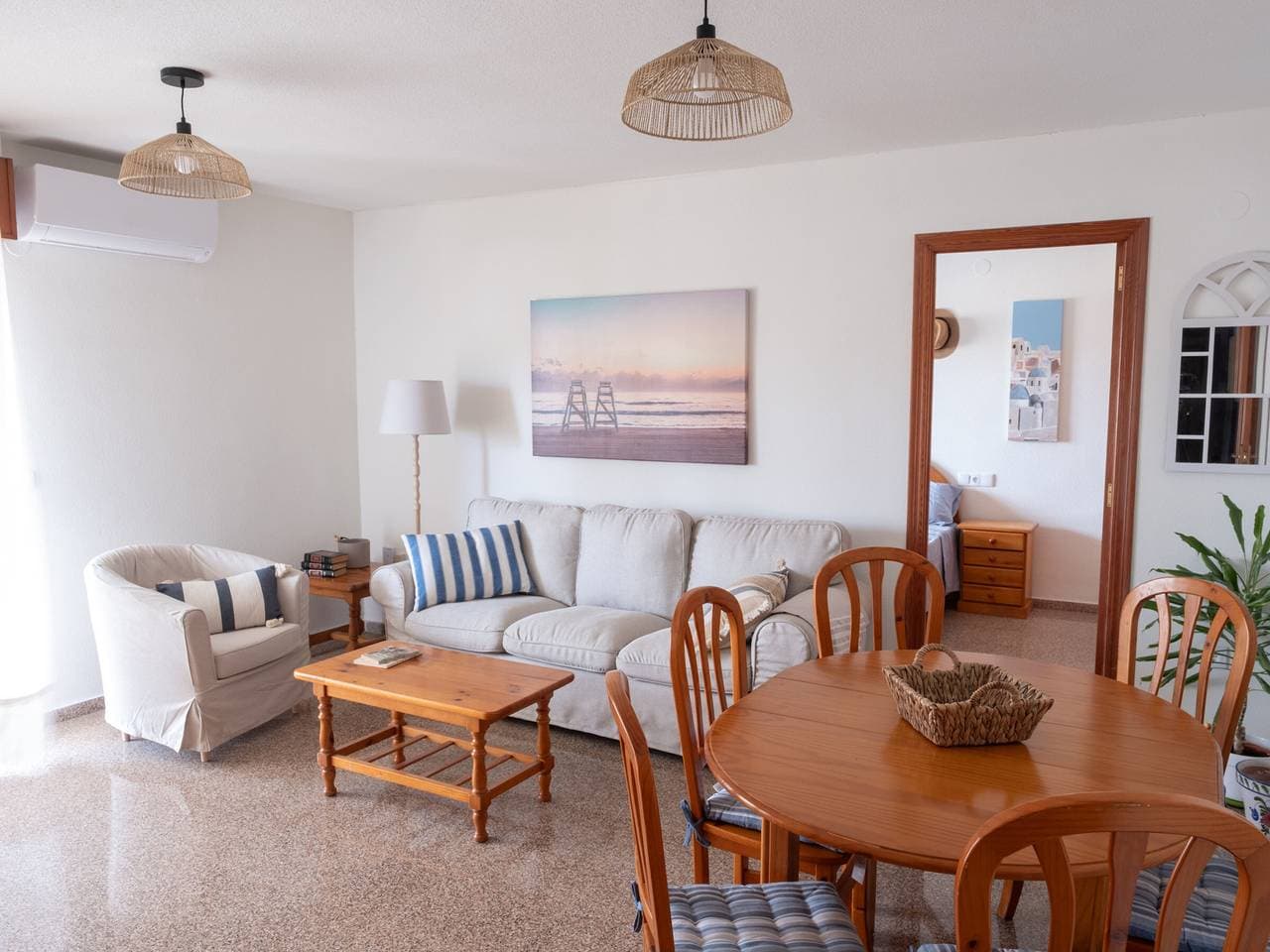 Foto 3 von 24: Helle Wohnung mit Pool und Parkplatz in Xeraco Playa