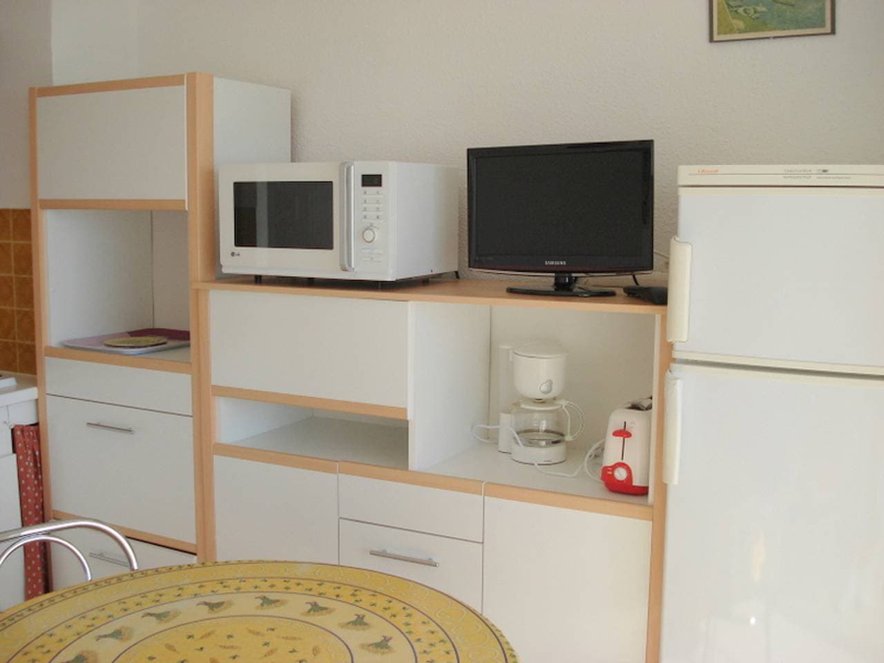Foto 5 von 11: Apartment mit Balkon 5 Min. von Thermen, Haustiere Erlaubt