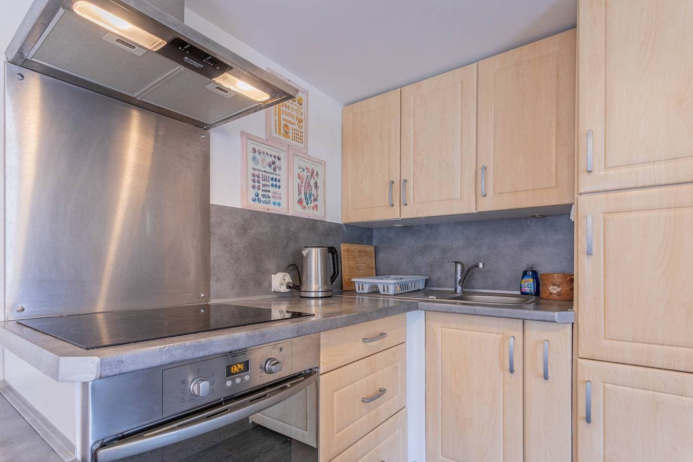 Foto 12 von 26: Mobilheim 'Joli' mit privater Terrasse, WLAN und Klimaanlage