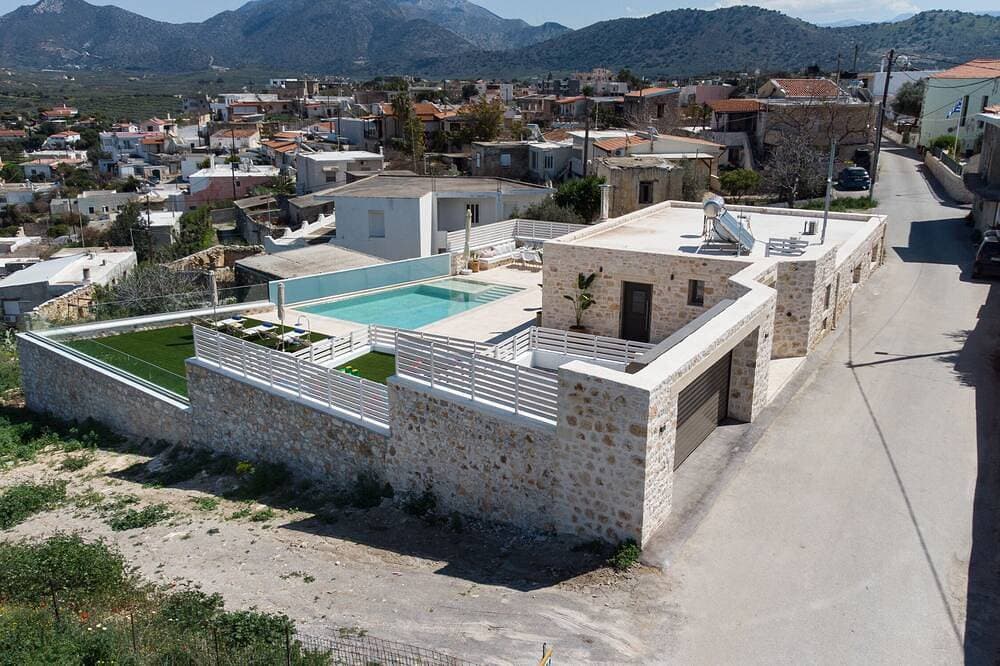 Foto 13 von 27: Villa Valentina, 2bedrooms relaxing retreat, w/private pool, playground and view