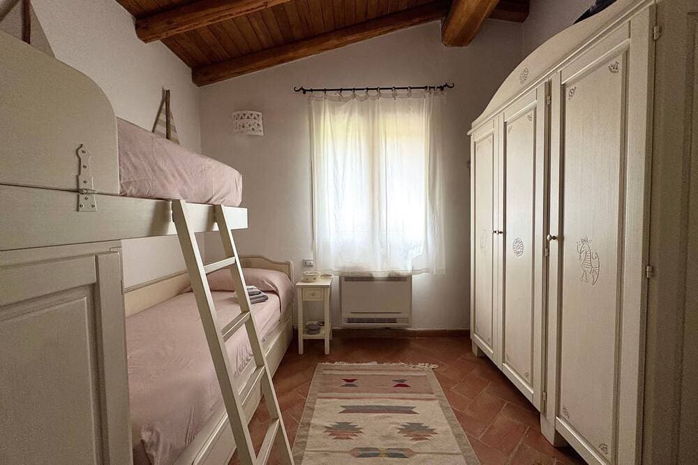 Foto 5 von 20: Villa Elena Obergeschoss – Meerblick, Terrasse und privater Garten