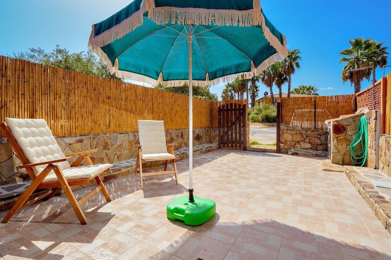 Foto 3 von 23: Ferienhaus Casa Asfodeli im Zentrum von San Teodoro mit Garten