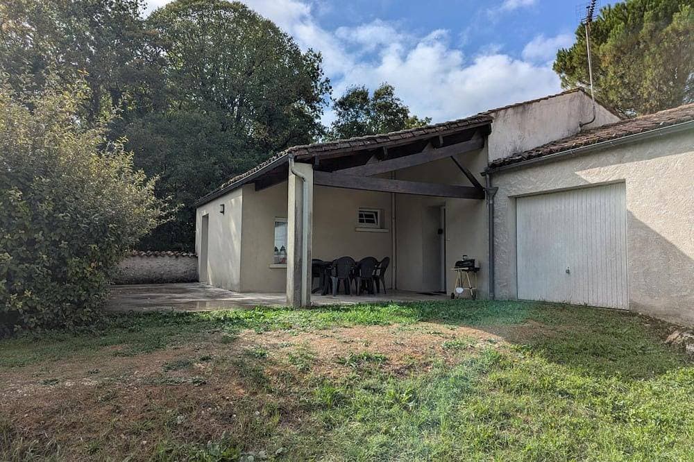 Foto 13 von 25: Gîte charmant avec jardins privatifs, proche Cognac, équipé pour enfants, internet inclus, animaux acceptés