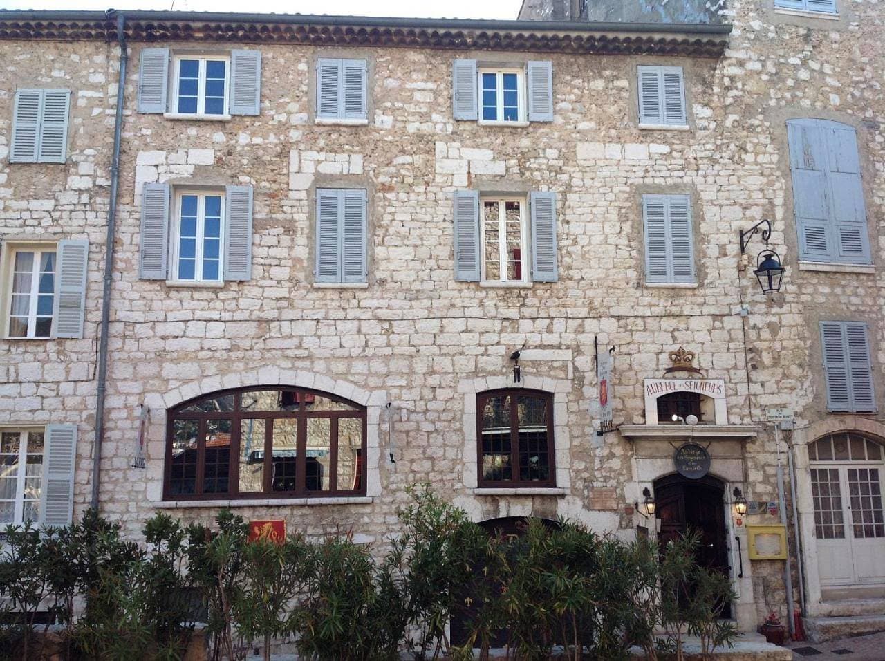 Auberge des Seigneurs 1