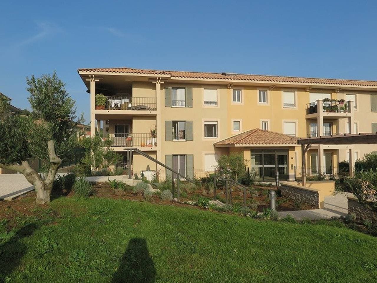 Foto 11 von 12: Charmante Wohnung mit Pool und Terrasse, nah am Dorfzentrum