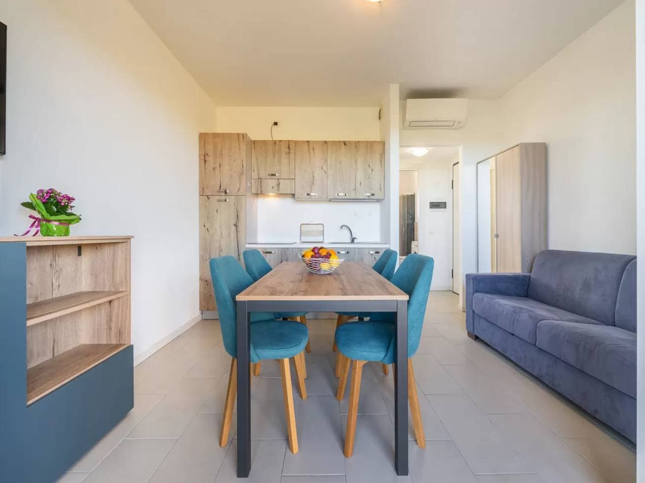 Foto 8 von 27: Neues Ferienhaus mit Terrasse mit Meerblick