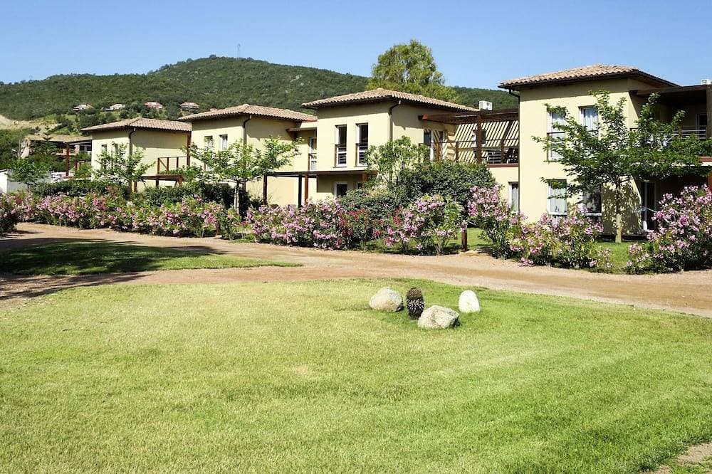 Foto 10 von 30: Schöne Wohnung für 6 Gäste mit Klimaanlage, Pool,  W-Lan, TV, Terrasse und Haustiere erlaubt