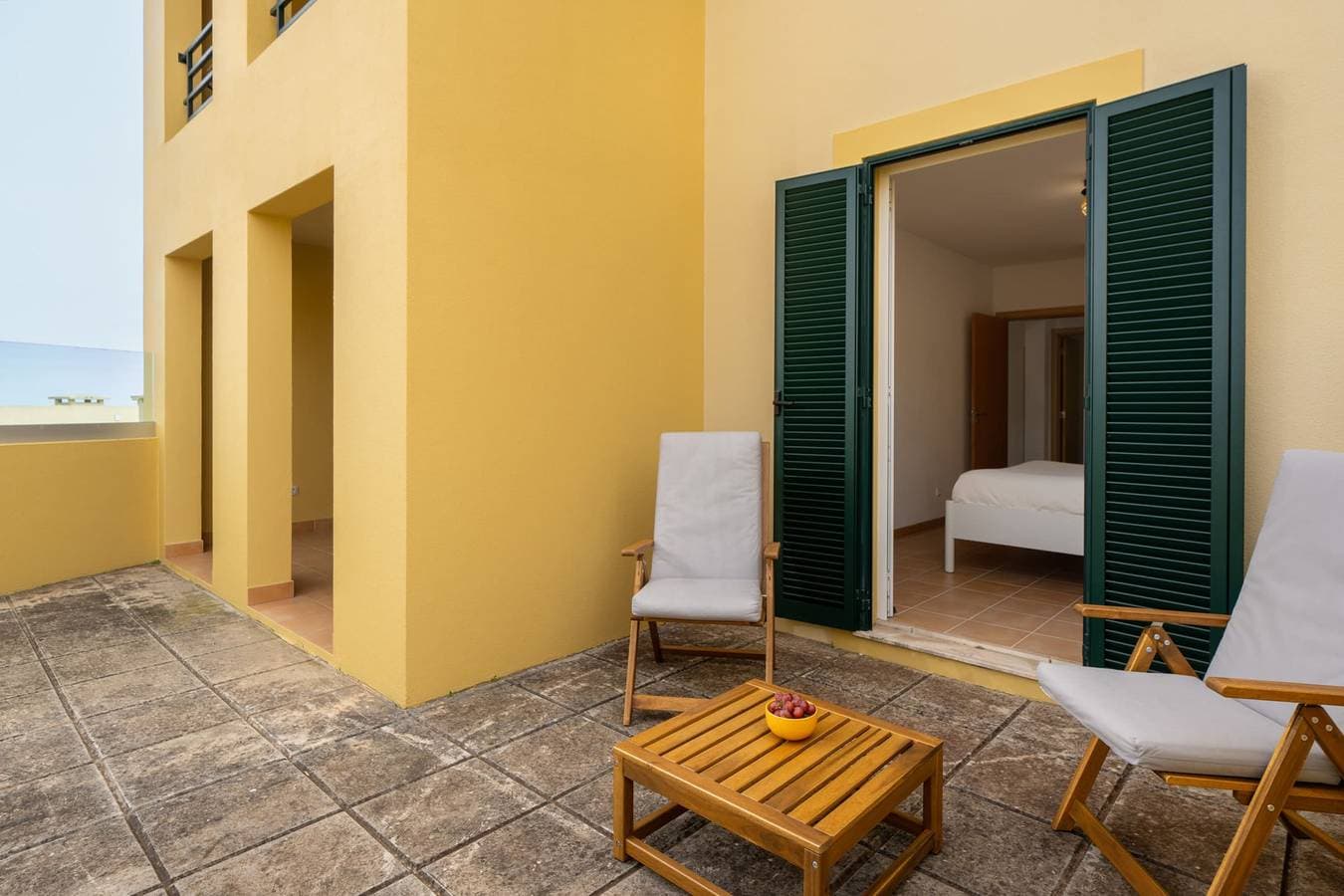 Foto 12 von 23: Apartamento Vista Formosa Pxo - Mit Terrasse