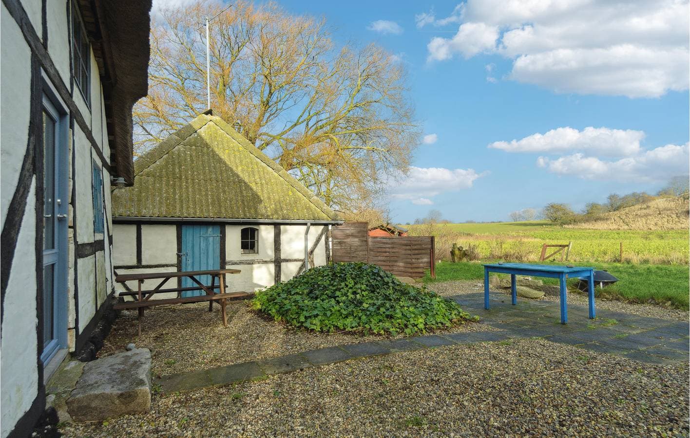 Foto 4 von 18: Ferienhaus für 7 Personen mit Terrasse