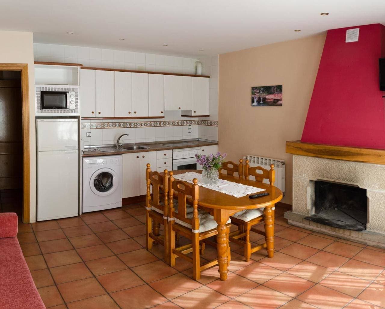 Foto 4 von 18: Two-Bedroom Apartment